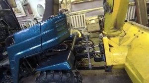 Установка гидромотора МГП-80 на шнекоротор. Окончательные (сварочные) работы с капотом.