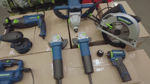 Новый инструмент в России - ROCKFIELD. Как говорят замена STANLEY. смотреть онлайн