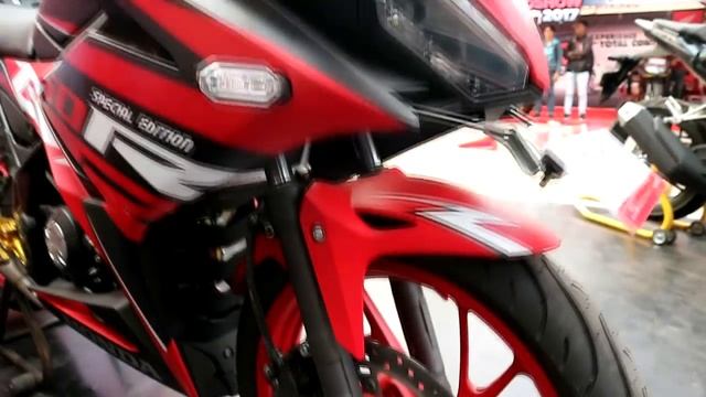 Honda CBR 150 R Special Edition 2017 смотреть онлайн