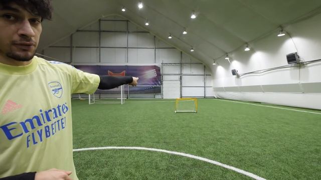 ФУТХАКЕР играет в ФУТБОЛ?/ БАТТЛ против ЭЛЬХАНА / ФК Деньги