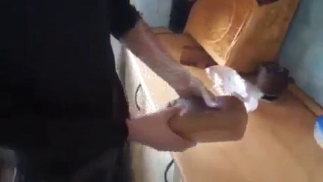 На смену горючему сыру в Таганроге пришел резиновый хлеб смотреть онлайн