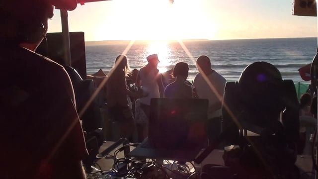 Summer Beach Party - Beach Bar Mykonos Dec 2011 Jan 2012 смотреть онлайн