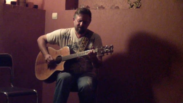 Максим Жерновой - Остров (Мимо острова в полночь фрегат проходил) смотреть онлайн