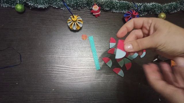 Красивая игрушка на елку своими руками | Новогоднее украшение на елку смотреть онлайн