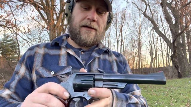 Smith & Wesson Model 29-2 .44 Magnum 6 1/2” Dirty Harry! смотреть онлайн