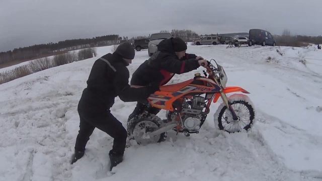 Закрытие зимнего мото-сезона RATTLE PISTONS смотреть онлайн