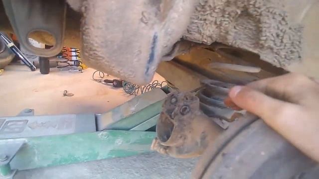 Como Trocar os amortecedores traseiro Fiat Palio 1999 смотреть онлайн