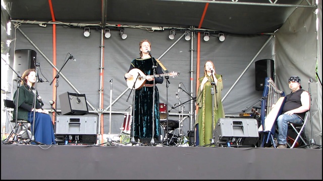 Cuan Alainn (Прекрасная Гавань) "Fear﻿ A'Bhata" и "Cunla" смотреть онлайн