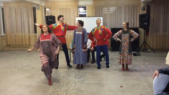Свадебная сказка «Юность» - поздравление от друзей жениха смотреть онлайн