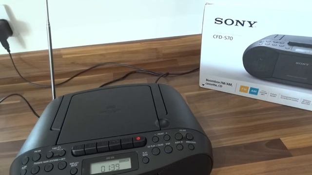 Sony CFD-S70 Boombox , Review