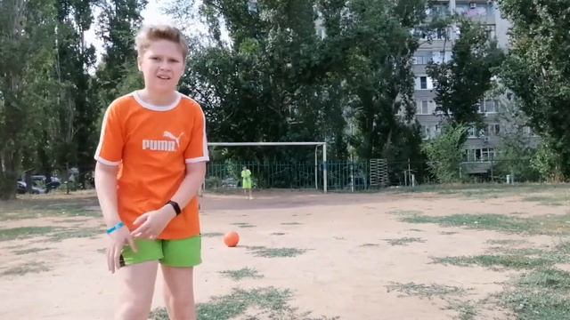 Бьём по воротам красивые голы, крутые удары смотреть онлайн