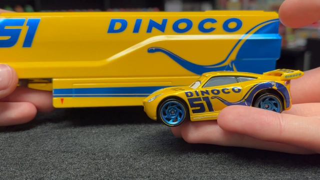 Cruz Ramírez’s Hauler (Dinoco No. 51) | Mattel Disney Cars Die-Cast Review 2024