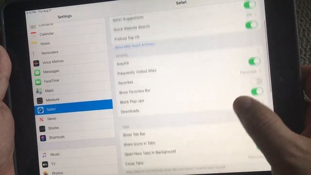 Clear Browser Data/History on Ipad Safari browser. Settings, Safari, Scroll down and click Clear H. смотреть онлайн