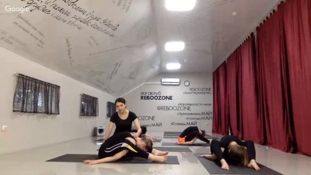 Как избавиться от боли в спине с помощью Йоги. смотреть онлайн