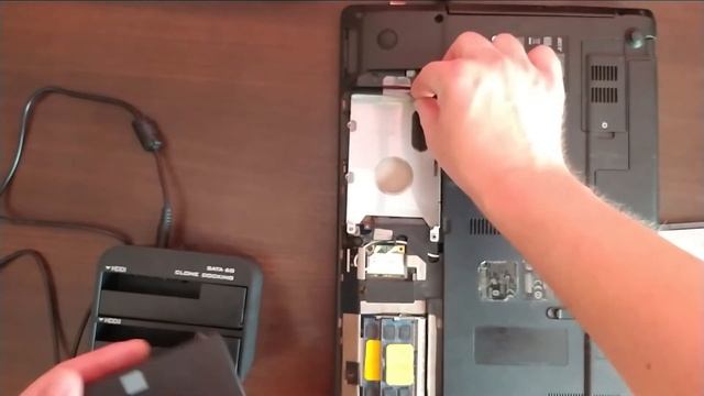 Клонирование HDD на SSD с помощью док станции. Тестирование скорости HDD vs SSD. смотреть онлайн