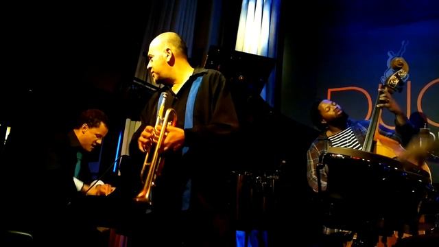 Jacky Terrasson Quintet "Caravan" al Duc des Lombards - Paris смотреть онлайн