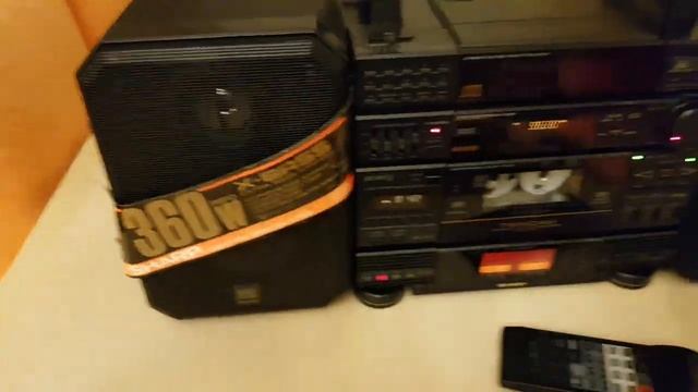 SHARP CD-X17X BOOMBOX смотреть онлайн