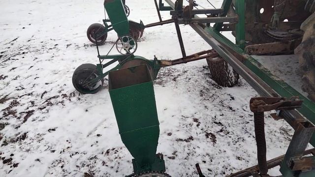 Сівалка точного висіву для гарбуза своїми руками на трактор т 40!Закінчення основних робіт смотреть онлайн