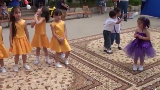 "Прощай детский сад "праздник в детском саду " Çiçək" part4 смотреть онлайн
