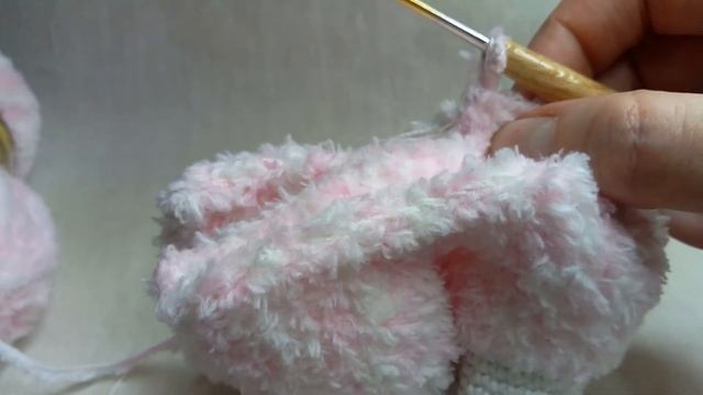 Llama - a fragment of a pattern. Лама - фрагмент из МК смотреть онлайн