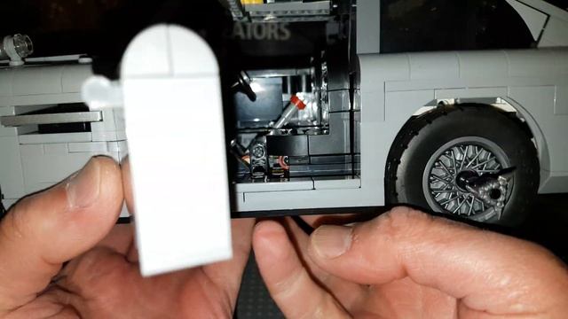 Обзор Китайский конструктор Creators Expert 1171 Aston Martin DB5 - копия Lego 10262 смотреть онлайн