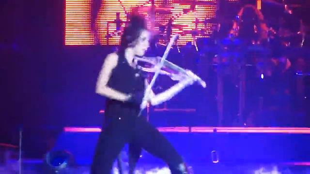 Anna Phoebe Tearing Up The Violin At TSO (Trans-Siberian Orchestra)