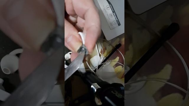 Что внутри наушников смотреть онлайн