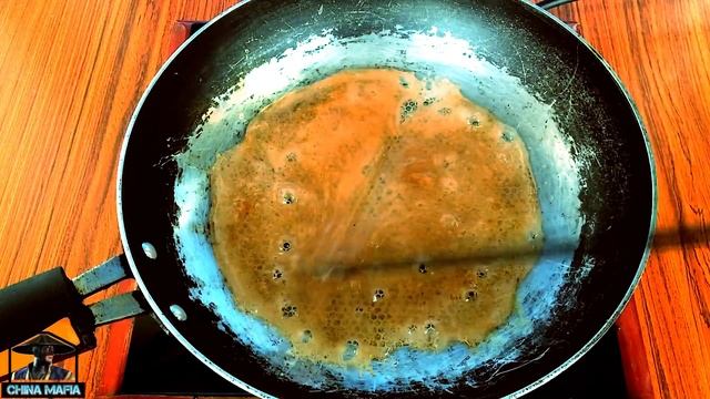 ЧУТЬ НЕ ОТОРВАЛО РУКУ | ЭКСПЕРИМЕНТ | РАСКАЛЁННАЯ СКОВОРОДКА смотреть онлайн