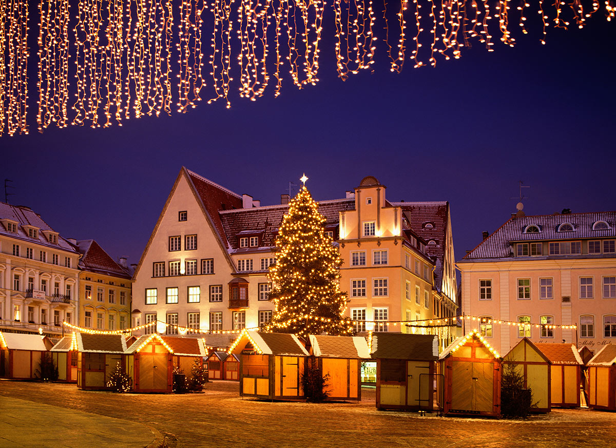 Городская Ратуша в Таллинне. Короткий видеообзор. Короткая история. История достопримечательности. смотреть онлайн