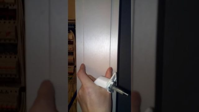 УСТАНОВКА ДВЕРЕЙ Колл-ция "Орни-х", Женева, х-беж ! Ручки Punto, BLADE QL (никель-хром)! смотреть онлайн