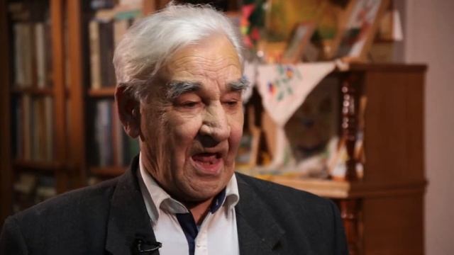 Проект «Стихи над городом». Герхард Подолицин «Вспомнил на досуге молодой солдат» #90 смотреть онлайн
