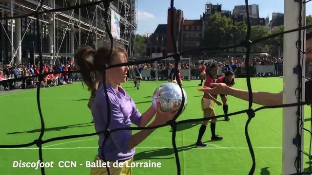 Discofoot - Centre Pompidou смотреть онлайн