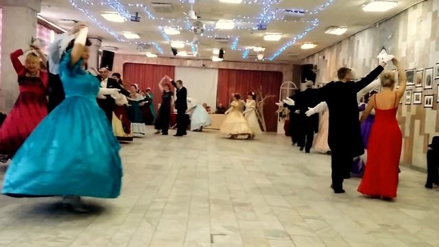 СУДАРУШКА БАЛЬНАЯ Масленичный бал в Карачарово смотреть онлайн