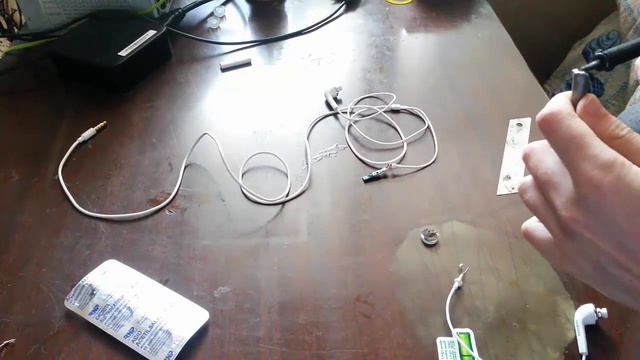 ремонт наушников ; как паять наушники советы !!! смотреть онлайн