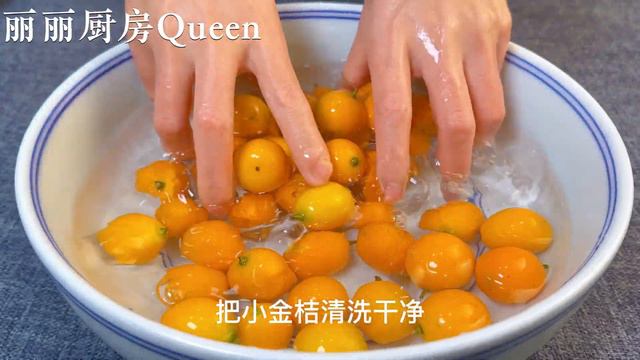 冬天反復咳嗽喉嚨不舒服，試試這道湯，老人小孩要多喝，營養美味，【麗麗廚房】，#金桔雪梨湯料理，#金桔雪梨湯食譜 ，#金桔雪梨止咳化痰做法，#家常菜 смотреть онлайн