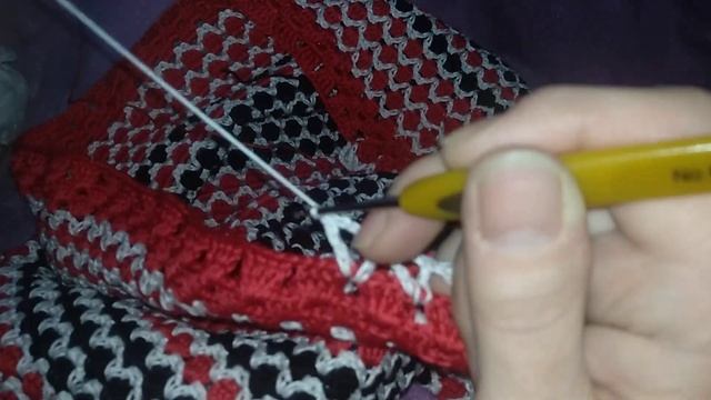 Туника крючком превращается в ...