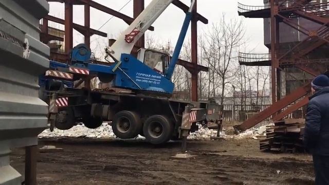 Кран галичанин 32т упал смотреть онлайн