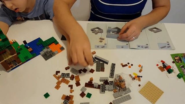 Майнкрафт Minecraft ЛЕГО АТАКА СКЕЛЕТОВ / Lego Minecraft The Skeleton Attack смотреть онлайн