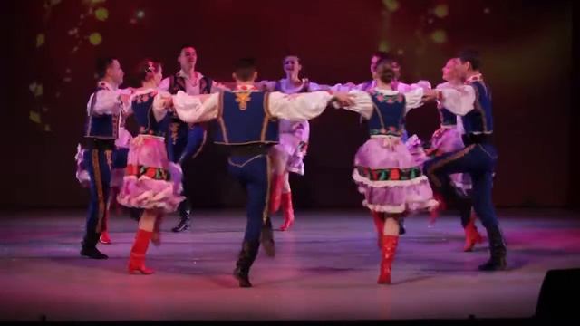 Весна Победы Волгоград, 9.05.16. Народный коллектив ансамбль танца " Кудринка ". смотреть онлайн