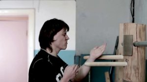 Самодельный деревянный манекен вин чун