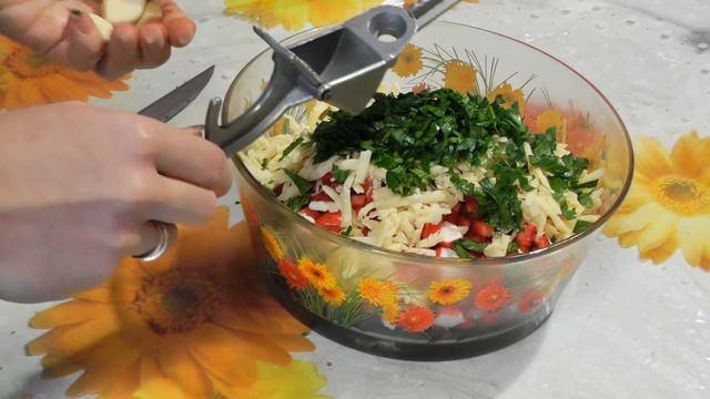 САЛАТ ФАСОЛЬКА ? Всем понравился! Вкусный! Рекомендую! Видео рецепт смотреть онлайн