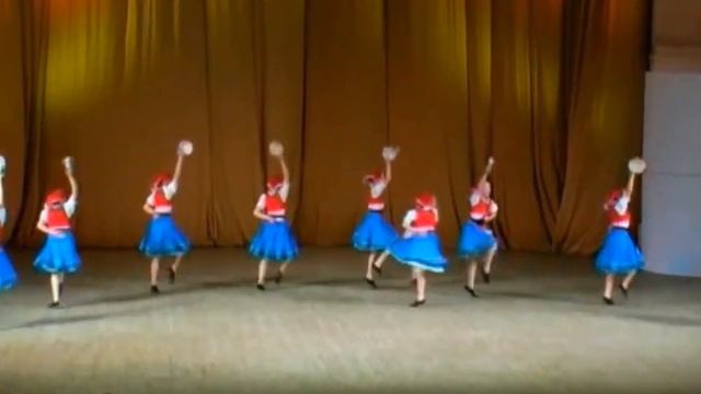 Тарантелла - хореографический ансамбль "Цветы России" смотреть онлайн