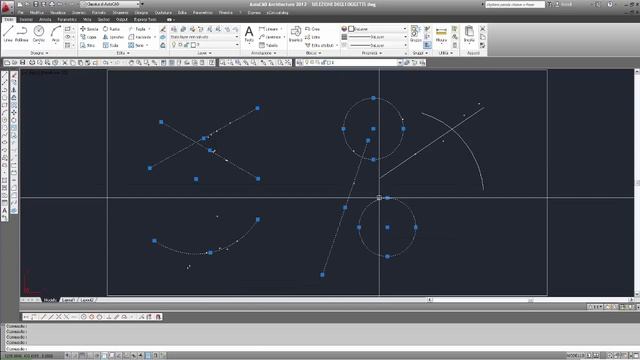 AutoCAD a pillole - 24 - Selezione degli oggetti (parte 2a di 5) смотреть онлайн