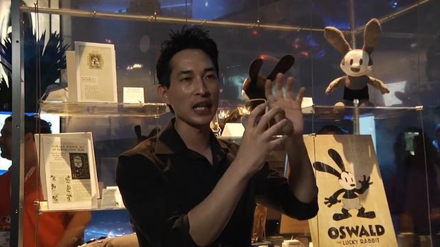 Disney Epic Mickey: Power of Illusion Booth Interview смотреть онлайн
