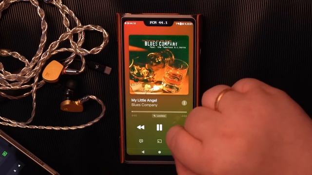 ТОП 9: Музыкальные стриминговые сервисы в деталях: Tidal, Qobuz, Apple Music, Deezer, Яндекс музыка