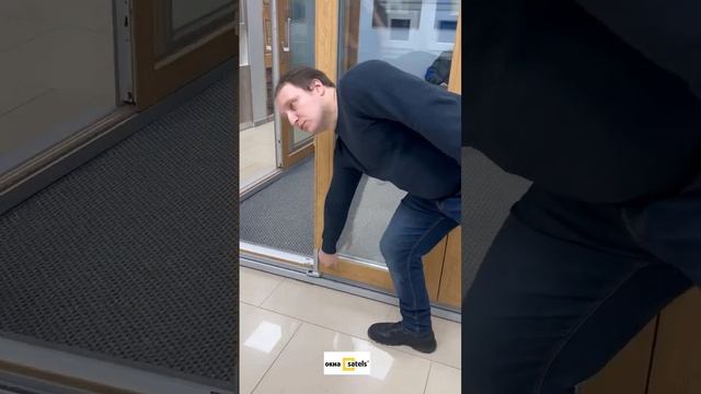 Стеклянные сдвигающиеся стены. Дверь гармошка Roto Patio Fold смотреть онлайн