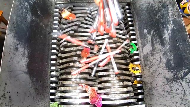 Shredder VS Iron Hammer, what happens? смотреть онлайн