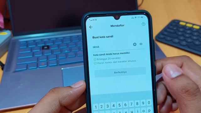 Cara membuat kata sandi 8 karakter kombinasi huruf angka dan tanda baca смотреть онлайн