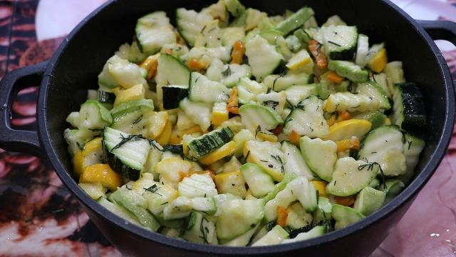 Самый вкусный салат из кабачков на зиму! ОБАЛДЕННЫЙ РЕЦЕПТ ЗАГОТОВОК НА ЗИМУ! смотреть онлайн