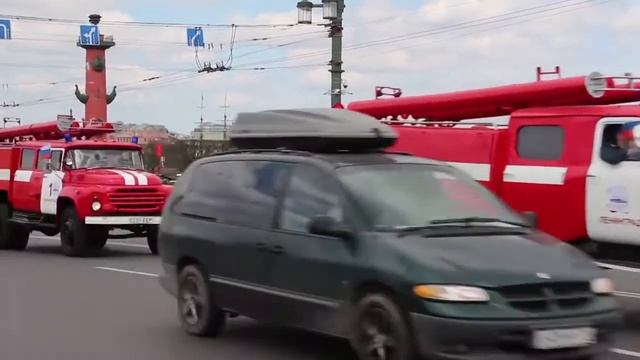 III Петербургский парад ретро транспорта смотреть онлайн